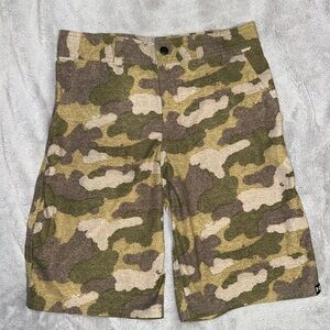 Under armour men’s shorts size 27 waist